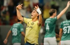النصر يعود من تأخر للفوز على الاتفاق