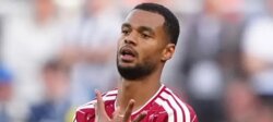 ليفربول يحدد شرطاً واحداً للموافقة على رحيل غاكبو