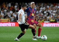 جيرارد مارتن غاضب رغم إشادته بموسمه مع برشلونة