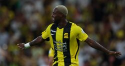 اصابة إلينيخينا مع نيجيريا تقلق الاتحاد قبل مواجهة الهلال