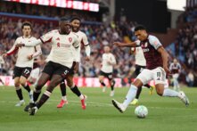 البريمييرليغ: استون فيلا يقسو على ليفربول برباعية ويضمن تأهله لدوري الأبطال