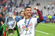 رونالدو يستذكر لقب يورو 2016