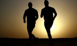 الصحة الذهنية مثل "الإصابة في الكاحل" بالنسبة لطبيب الأولمبية الدولية و"فيفبرو"