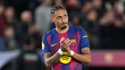 رافينيا يحدد هدفه مع برشلونة ويُرشح يامال للكرة الذهبية