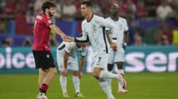 رونالدو يواسي كفاراتسخيليا برسالة مؤثرة بعد إصابته