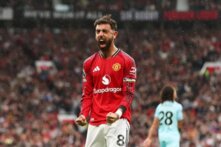 فرنانديز يواصل مسيرته مع مانشستر يونايتد