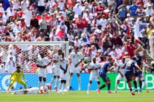 منتخب قطر يسقط أمام البوسنة بثلاثية ويغادر كأس العالم من دور المجموعات