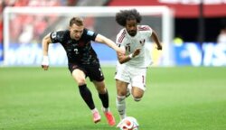 موجز الصباح: سويسرا تتفوق على البوسنة وكندا تكتسح قطر وفوز المكسيك، نهاية مأساوية لاسماعيل كونيه في المونديال واشكال كبير بين بدلاء كندا وقطر، انشيلوتي ينوي اجراء تعديلات كبيرة على تشكيلة البرازيل، ايالا تطيح بريباكينا من الدور ثمن النهائي من بطولة برلين