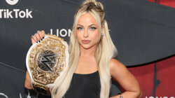 ليف مورغان تخطف الأنظار في مواجهة هولندا واليابان بالمونديال