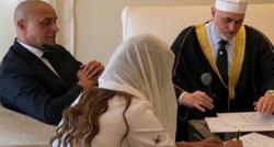 زوجة روبرتو كارولس: الحديث باحترام عن الاسلام لا يعني اعتناقه