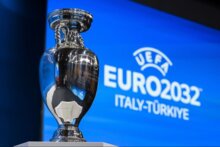 إيطاليا تسلّم ملف «يورو 2032» لـ«يويفا» وتستبعد مشروعين