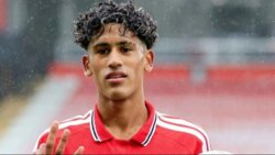 ريال مدريد يقترب من خطف جوهرة مان يونايتد بعد رفض عرض باريس
