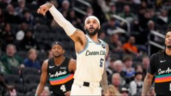 NBA تحقق في شبهة "الالتفاف على السقف المالي" في عقد غاري وميلووكي باكس