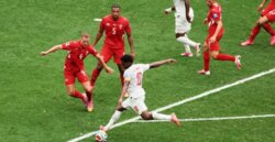 سويسرا تحسم القمة بالأهداف وكندا تتفوق إحصائياً