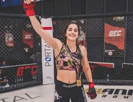 خاص- ساندرا سكر تتحدث عن انجازها بتحقيق لقب بطولة العالم في الـMMA ومدربها: سنبقى ندعم الشباب والشابات في لبنان