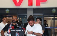 محمد صلاح يقرب نونيز من طرابزون سبور