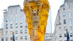 ليغو تكشف مجسمًا عملاقًا لكأس العالم في نيويورك