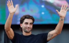 توريس يقترب من بي اس جي في صفقة بـ50 مليون يورو