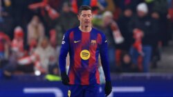 برشلونة يثني على ليفاندوفسكي بعد الاعلان عن رحيله
