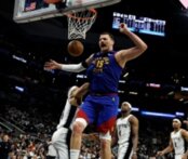 تفاصيل اليوم الأخير من مباريات الموسم العادي في NBA