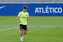 الفاريز يعود لتدريبات اتلتيكو بعد ضياع حلم برشلونة