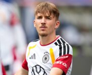 اصابة لينارت كارل تثير القلق في معسكر منتخب ألمانيا