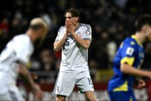 اسبوزيتو يصبح ثالث لاعب يسجل اكثر من 3 اهداف لايطاليا قبل 21