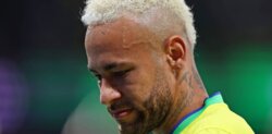 موجز الصباح:فوز البرازيل والمغرب والولايات المتحدة وباراغواي تصعق تركيا،صراع ثلاثي بين كودي وزين وغونتر في ليلة الابطال،الرئيس البرازيلي يسخر من اصابة نيمار، رونالدينيو يعود الى الملاعب!!! تأهل صعب لسابالينكا في برلين وزفيريف في دورة هاله