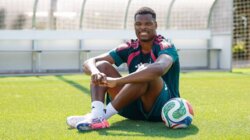 شنايدر يدعم دومفرايس قبل مواجهة ريال مدريد وإنتر