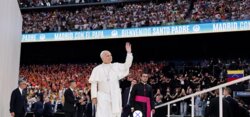 موجز الصباح: برون بريكر يحرم سيث رولينز من مواصلة مشوراه في بطولة king of the ring، ودياً فوز فرنسا وهولندا واسبانيا، البابا ليو الرابع عشر يتجوّل في البرنابيو، السبيرز يخطف الفوز من معقل النيكس ويقلص الفارق، الاتحاد البرازيلي يكشف آخر تطورات اصابة نيمار، شباب البترون يتقدم في سلسلة تجنب الهبوط امام التضامن حراجل