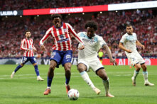 جوناثان ديفيد يكرر إنجازا تاريخيا مع اتلتيكو مدريد