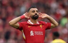 اجتماع عاجل لمحمد صلاح بعد رحيل سلوت عن ليفربول