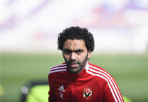 خلاف بين حسين الشحات والأهلي المصري حول تجديد العقد
