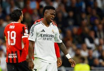 خلاف مالي يؤجل تجديد عقد فينيسيوس مع ريال مدريد
