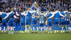 ديبورتيفو لاكورونيا يعود إلى الليغا بعد غياب 8 سنوات