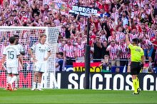 عقوبات جديدة بعد ديربي مدريد وإيقاف هويسن ومساعد مورينيو