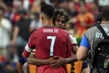 يامال: رونالدو يملك الحضور الأقوى في كرة القدم