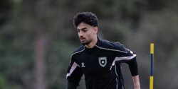 سلامي يستدعي أبو غوش بديلًا لصبرة في قائمة الأردن للمونديال