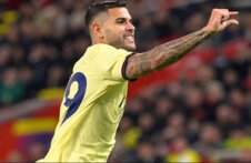 الدوري الانكليزي الممتاز: ارسنال يعود بالنقاط الثلاثة من سندرلاند