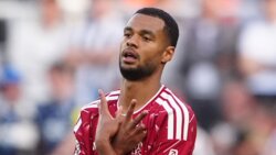 ليفربول يعتبر بقاء غاكبو بمثابة صفقة جديدة