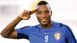من العين إلى الشارقة.. كودجو لابا يبدأ رحلة تحدٍ جديدة في الدوري الاماراتي