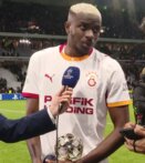 أوسيمين افضل لاعب في لقاء ليل وغلطة سراي