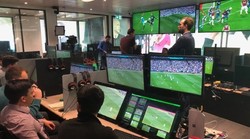 هل اثرت تقنية الفيديو سلباً على حماس الدوري الانكليزي الممتاز؟
