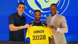 النصر يتمسك بغريب بعقد جديد حتى 2028