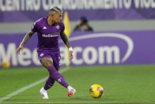 يوفنتوس وميلان وبرشلونة يترقبون وضع دودو في فيورنتينا