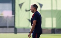 فليك يخطط للتدوير قبل انطلاق مشوار برشلونة الأوروبي