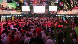 جماهير كأس العالم تضحي بالنوم من أجل المباريات