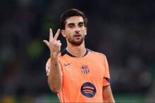 ميلان يراقب فيران توريس وبرشلونة يفكر في بيعه