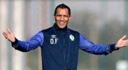 الرجاء المغربي يعلن رسميا الانفصال عن مدربه