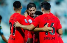 بداية نارية للدوري الاماراتي : خماسيات لشباب الأهلي والوصل وانتصار ثمين للشارقة